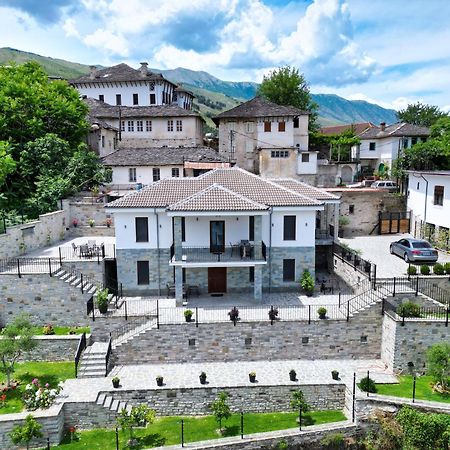 Castlefront Villa Gjirokastër Extérieur photo