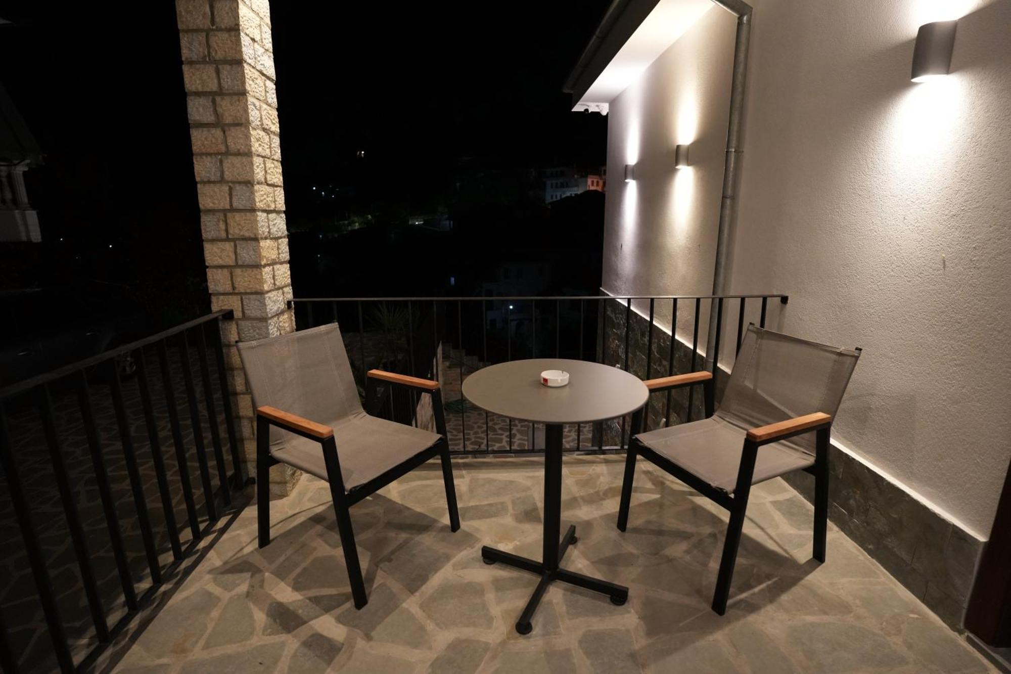 Castlefront Villa Gjirokastër Extérieur photo